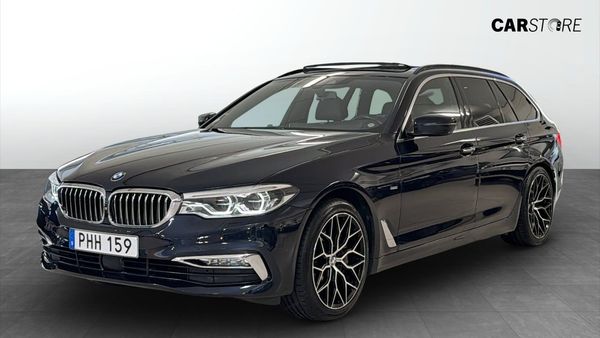 BMW 540 xDrive Luxury Line 340Hk / Pano / H&K / Drag - 2018