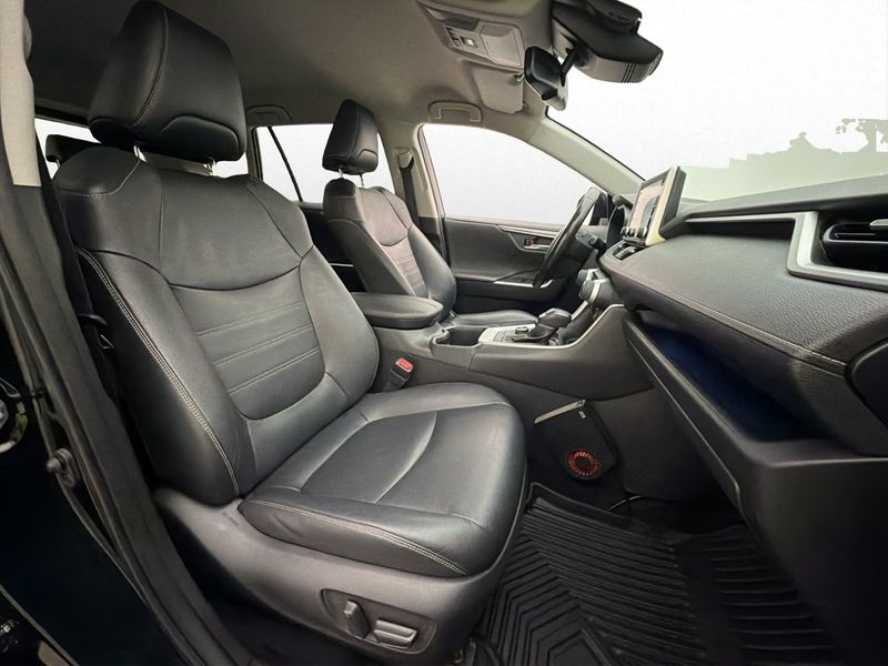 Toyota RAV4 bild 10
