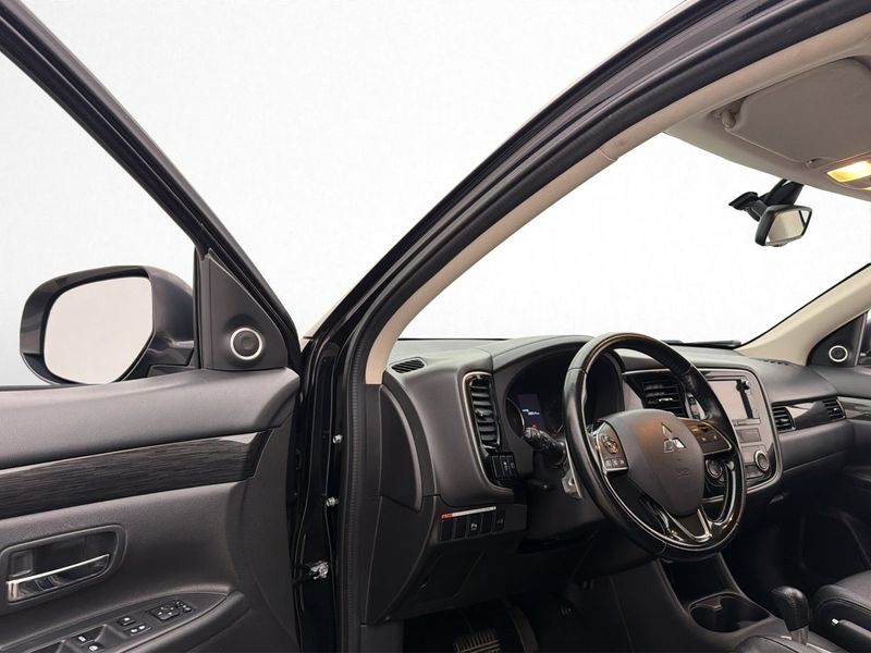 Mitsubishi Outlander bild 17