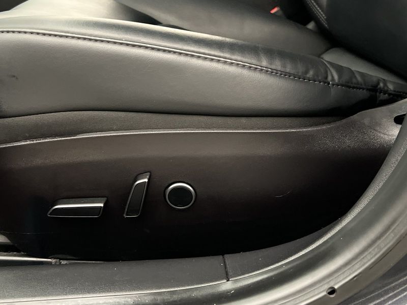 Tesla Model 3 bild 29