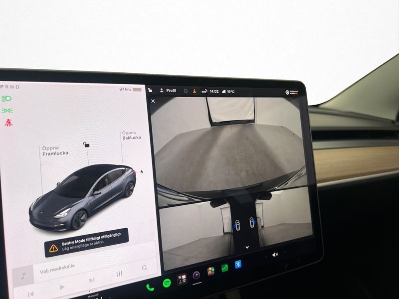 Tesla Model 3 bild 21