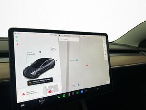 Tesla Model 3 bild 19