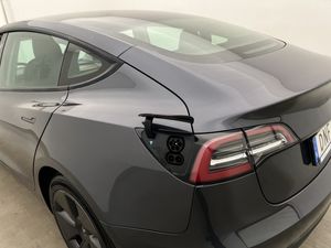 Tesla Model 3 bild 30