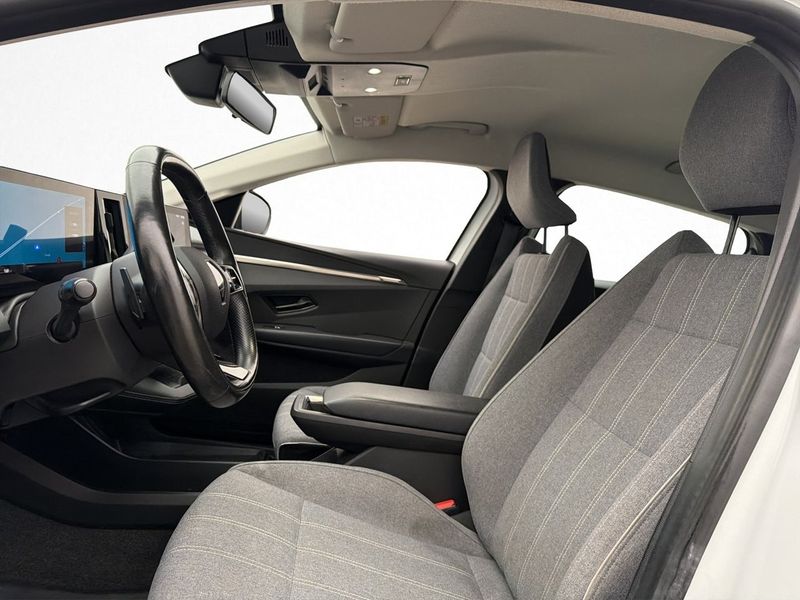Renault Megane E-Tech bild 18