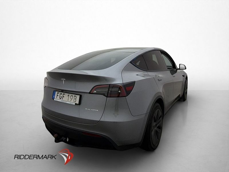 Tesla Model Y bild 8