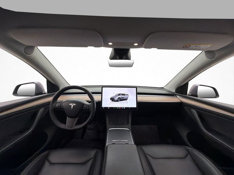 Tesla Model Y bild 31