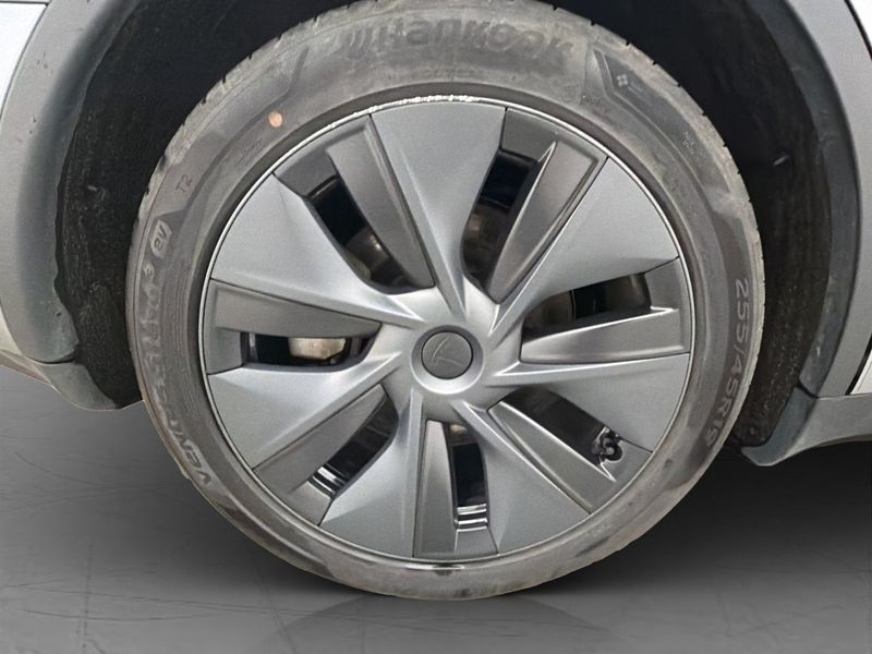 Tesla Model Y bild 37