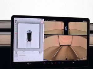 Tesla Model Y bild 22