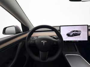 Tesla Model Y bild 32