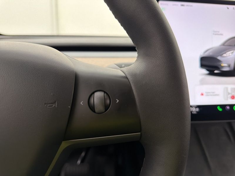 Tesla Model Y bild 23
