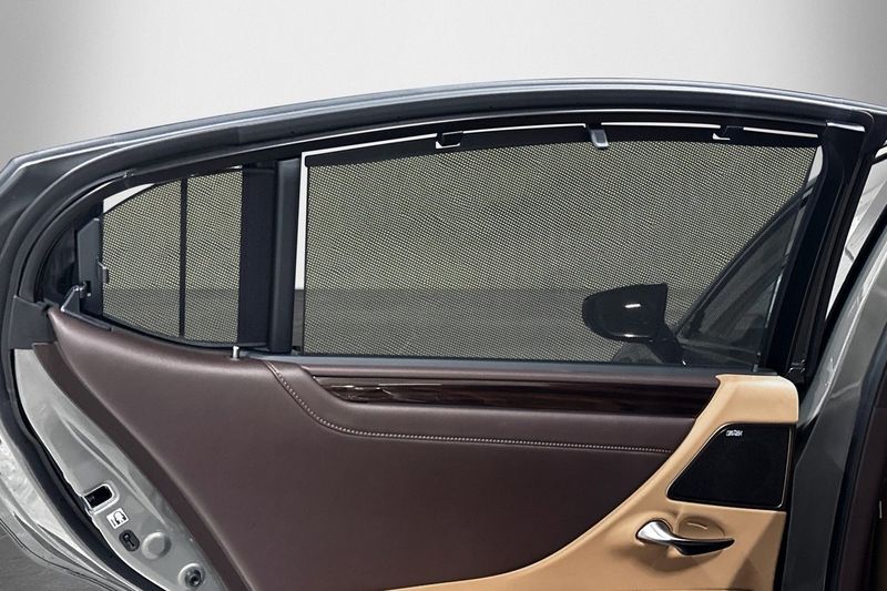 Lexus ES bild 23
