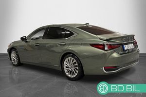 Lexus ES bild 2