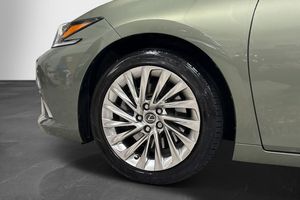 Lexus ES bild 26