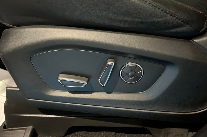 Ford Explorer bild 16