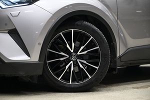Toyota C-HR bild 2