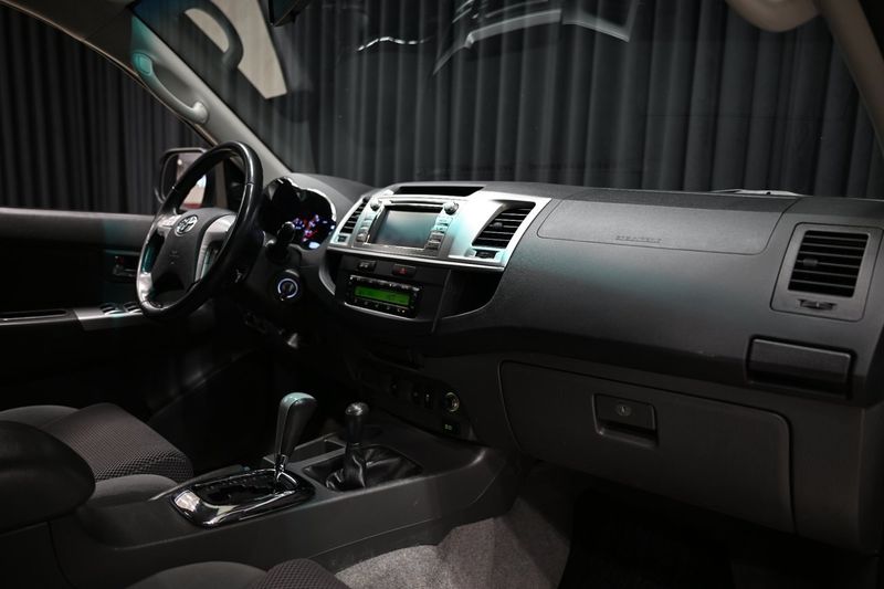 Toyota Hilux bild 23