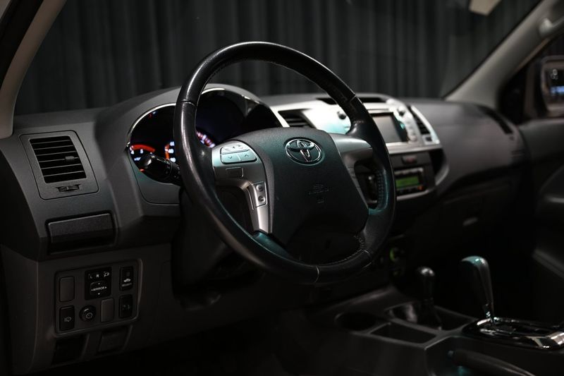 Toyota Hilux bild 15