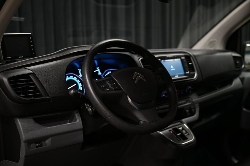 Citroen e-Jumpy bild 16
