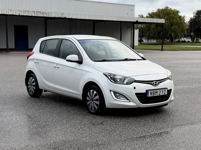 Hyundai i20 bild 2