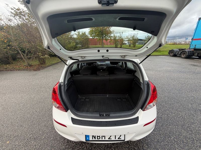 Hyundai i20 bild 5