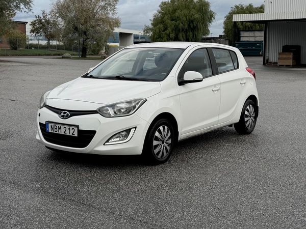 Hyundai i20 5-dörrar 1.2 Premium Euro 5 - 2013