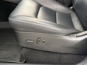 Tesla Model Y bild 14