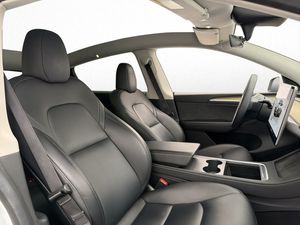 Tesla Model Y bild 28