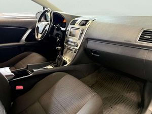 Toyota Avensis bild 14