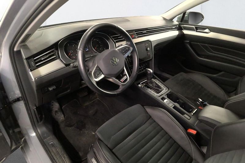 Volkswagen Passat bild 7