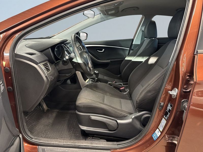 Hyundai i30 bild 7