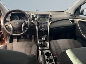 Hyundai i30 bild 8