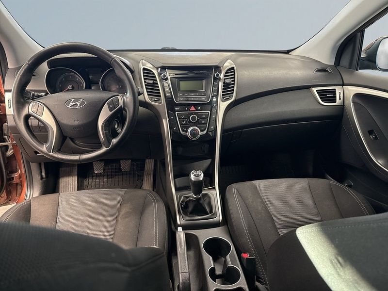 Hyundai i30 bild 8