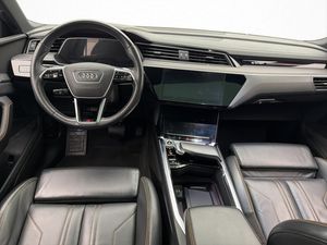 Audi e-tron bild 14