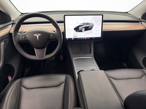 Tesla Model Y bild 15