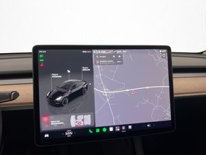Tesla Model Y bild 28