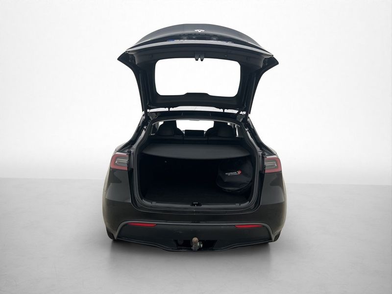 Tesla Model Y bild 20