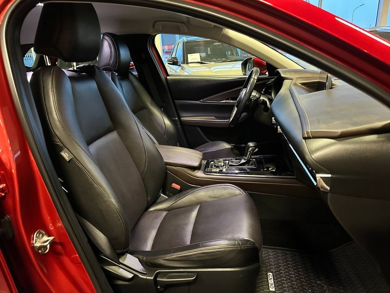Mazda CX-30 bild 11