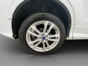 Ford Kuga bild 28