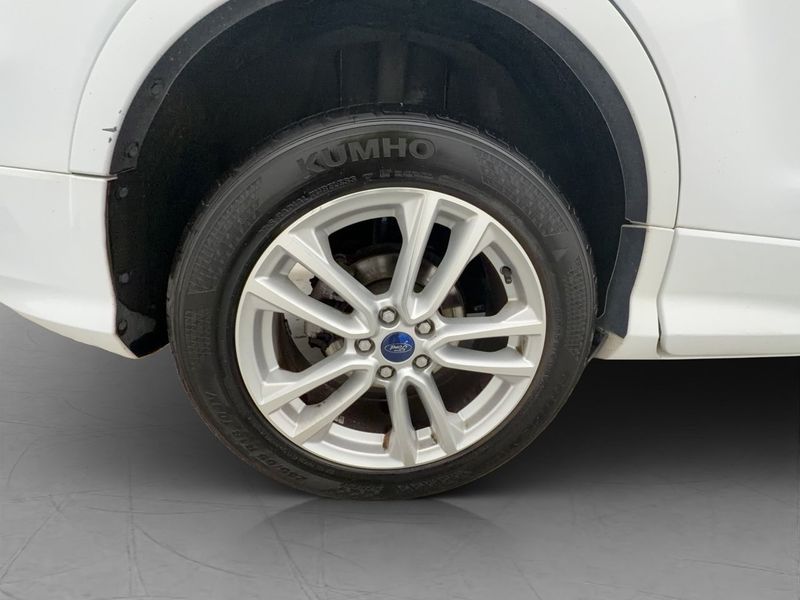 Ford Kuga bild 28