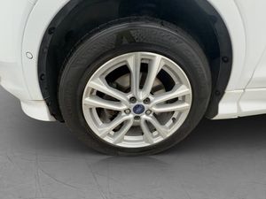 Ford Kuga bild 26