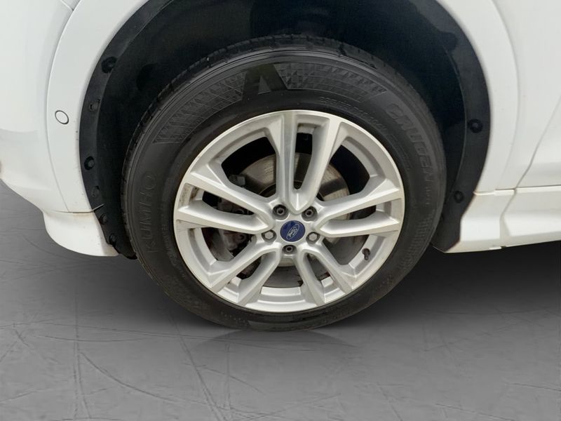 Ford Kuga bild 26