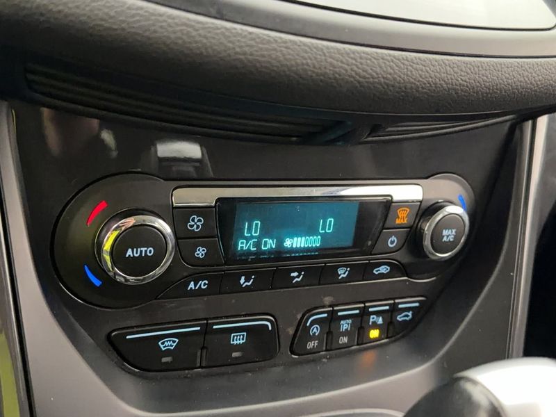 Ford Kuga bild 21
