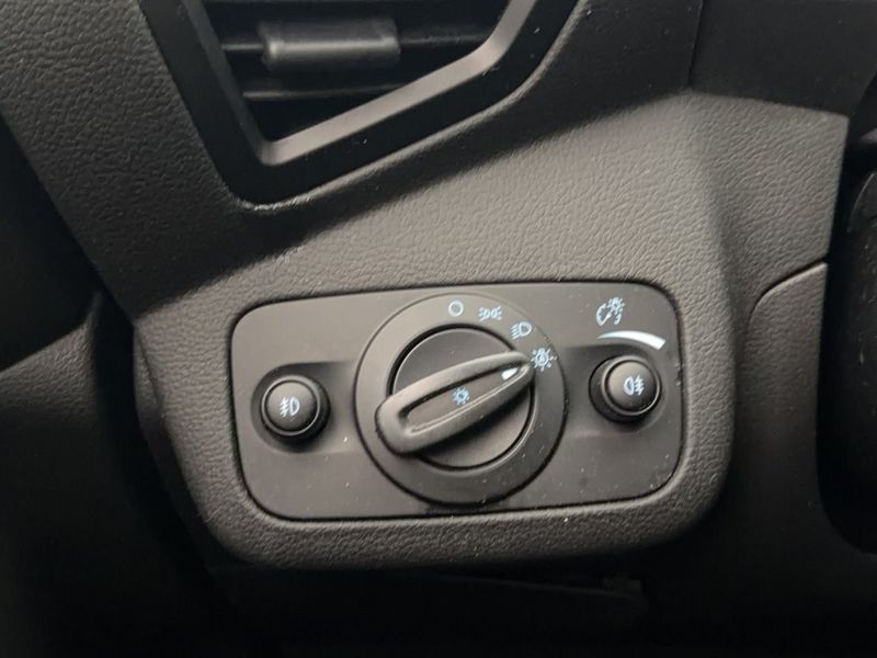 Ford Kuga bild 25