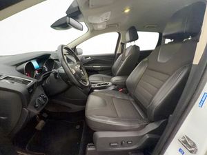 Ford Kuga bild 17