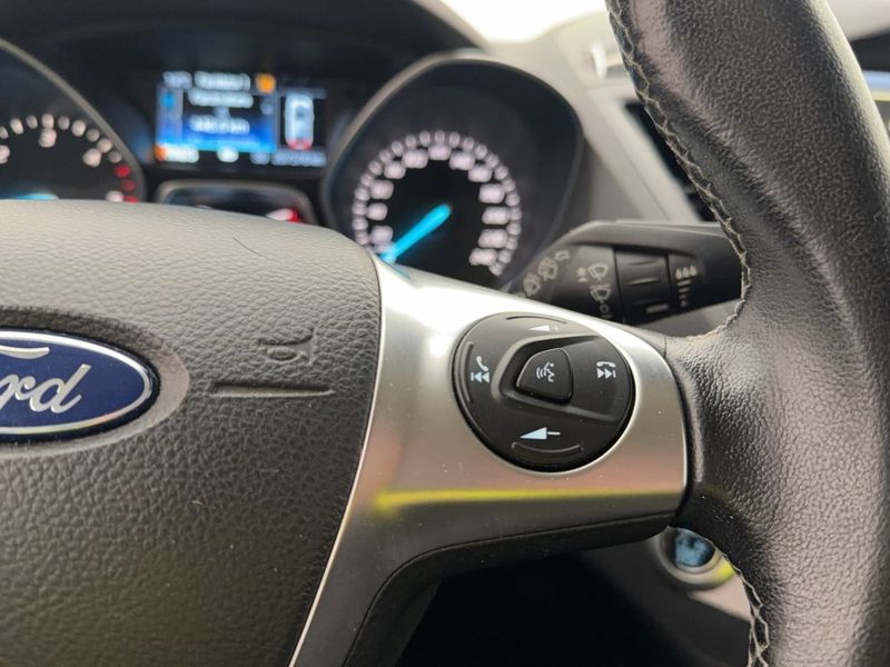 Ford Kuga bild 23