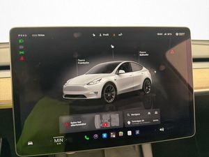 Tesla Model Y bild 16
