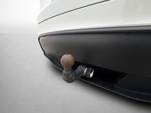 Tesla Model Y bild 9