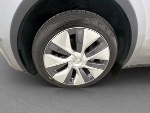 Tesla Model Y bild 31