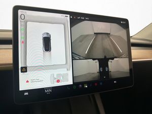 Tesla Model Y bild 21