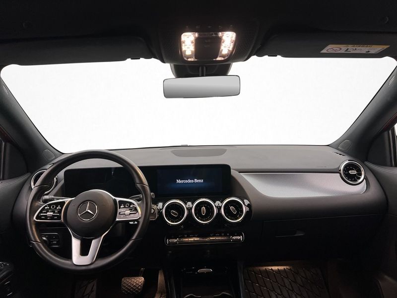 Mercedes GLA250 bild 15